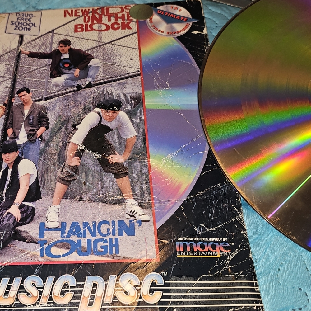 New Kids on the Block - Hangin' Tough Live 1989 Laserdisc LD‎ NTSC ID6960CB - Picture 6 of 6